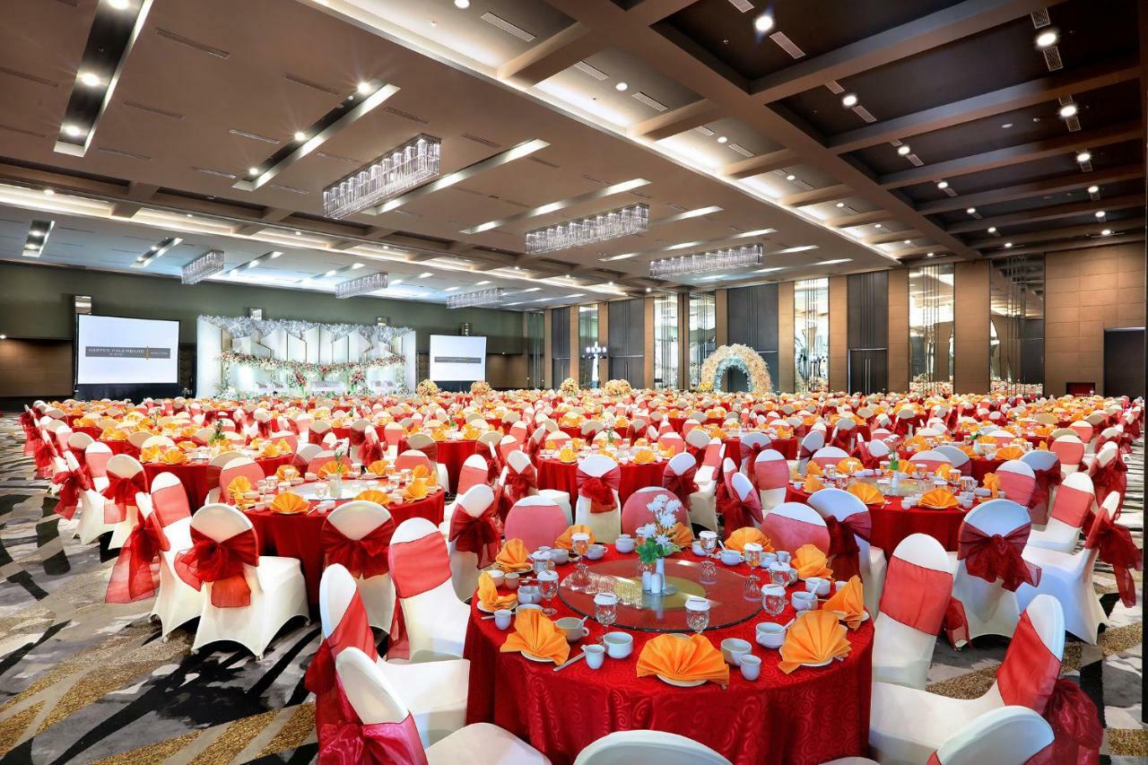 Harper Palembang By Aston Hotel Kültér fotó